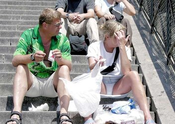 UPSKIRT undies voyeur publick - unter den Rock geschaut