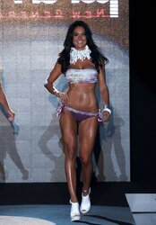 THE ITALIAN QUEEN Nicole Minetti