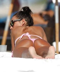 THE ITALIAN QUEEN Nicole Minetti