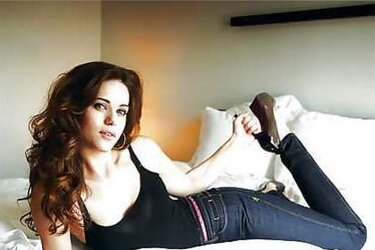 FHM UK TOP 40 number 46 Lyndsy fonseca