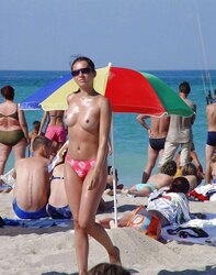 Beach Sweeties 003 - Candid