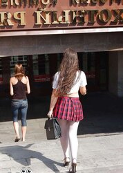 Piernas ricas y medias blancas