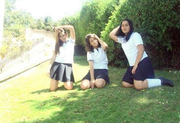 Francisca y sus Amigas (Colegialas Chilenas)