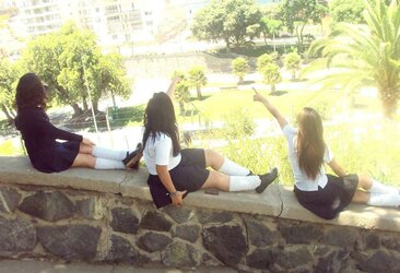 Francisca y sus Amigas (Colegialas Chilenas)