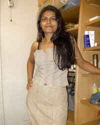 ARPITA - MOLTEN INDIAN WIFEY