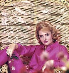 A69 Sensuous Stylish Xciting DONNA REED Excellent Chick