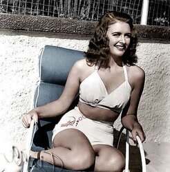 A69 Sensuous Stylish Xciting DONNA REED Excellent Chick