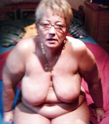 Smoking Super Hot Gilfs Vol. I