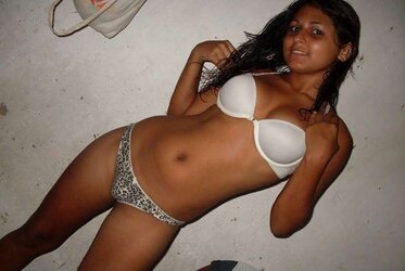 Desi Indian Honeys - coolbudy