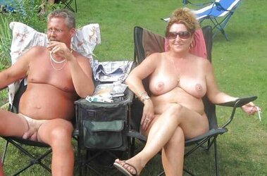 BARE COUPLES