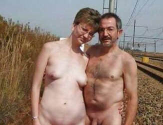 BARE COUPLES