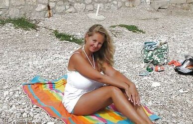 GIGANTIC TITTED AMATEURS