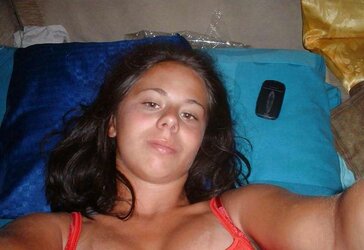 MOLTEN TEENAGER INGRID