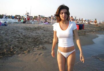 ROMANIAN TEENAGER FUCKSLUTS