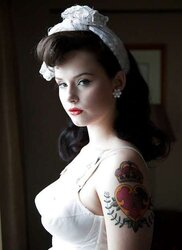 I Enjoy Goth Damsels