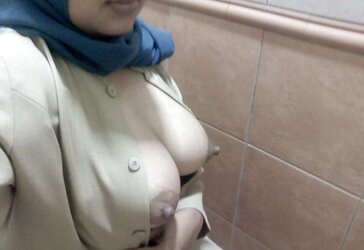 Hijab Ginormous Knocker School Teacher (Individual Bevy)