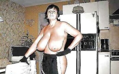 Saggy knockers mix up 33.