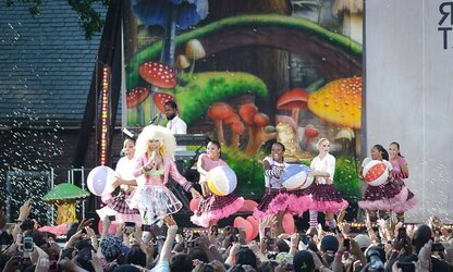 NICKI MINAJ