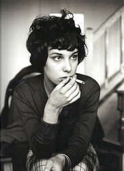 Femmes Smoking B