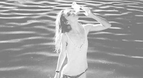Femmes Smoking B