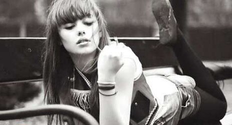 Femmes Smoking B