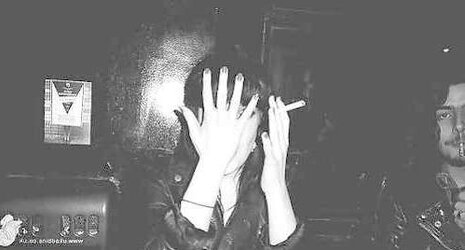 Femmes Smoking B