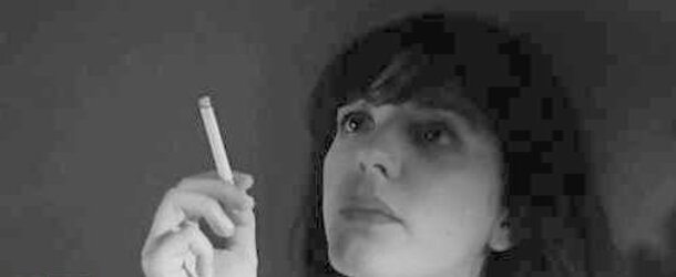 Femmes Smoking B