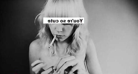 Femmes Smoking B