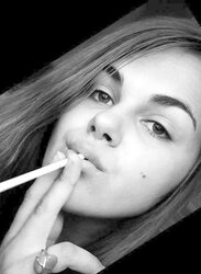 Femmes Smoking B