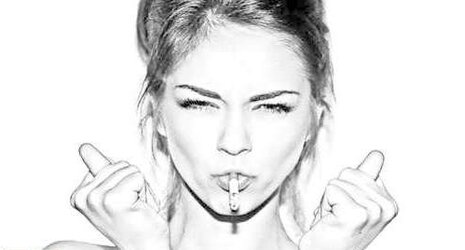 Femmes Smoking B
