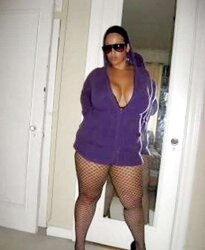 Random Inexperienced PLUMPER