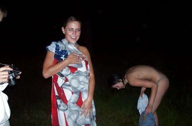 Thin dip teentits