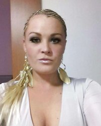 Blondie Schlong and Vag Paramour