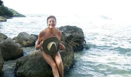 QUAND LES GRAND MERES ONT CHAUD AU CUL