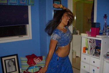 Indian aunty showcasing