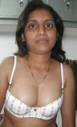 Indian aunty showcasing