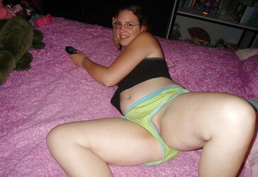 WILD CHUBBY FEMALE