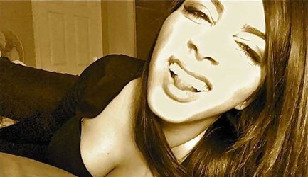 Ditzy ex Sara - Half turkish half iraqi. SATISFY JIZZ TRIBUT