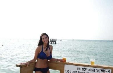 Ditzy ex Sara - Half turkish half iraqi. SATISFY JIZZ TRIBUT