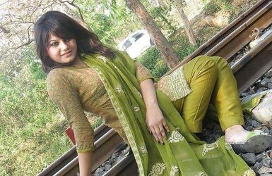 Steaming muslim dolls
