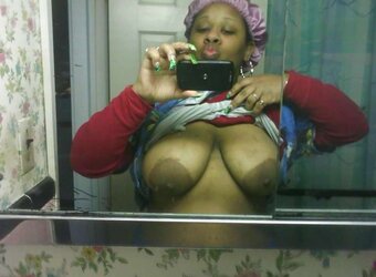 Ebony Areolas