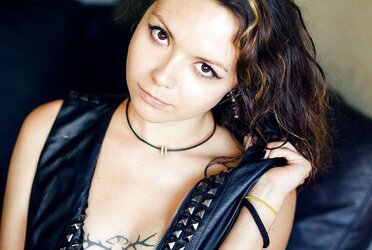 SG chilena, Scargatta - Basic Instinct