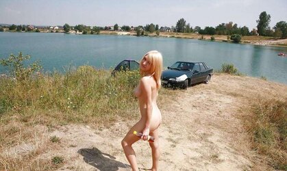 Naturist femmes.