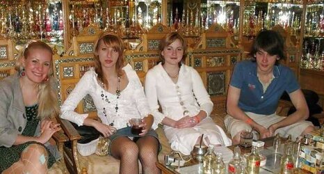Upskirt Groups