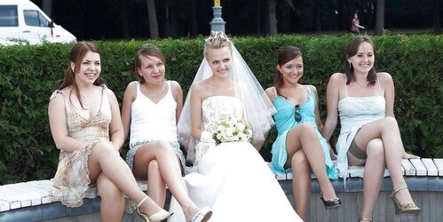 Upskirt Groups