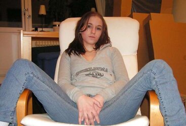 Ultra-Cute Inexperienced Brown-Haired