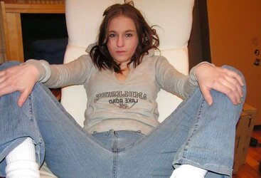 Ultra-Cute Inexperienced Brown-Haired