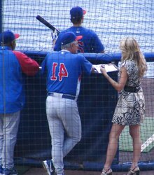 Erin Andrews Sole Pictures