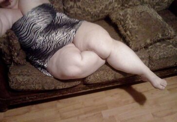 Luxurious Huge Gams