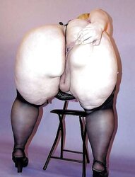 Luxurious Huge Gams